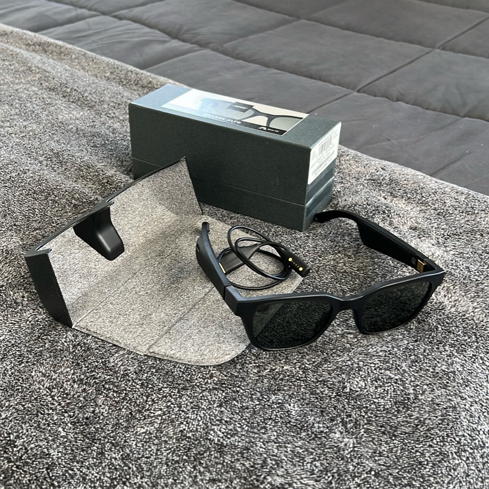 Bose Frames Alto Bluetooth Sunglasses
